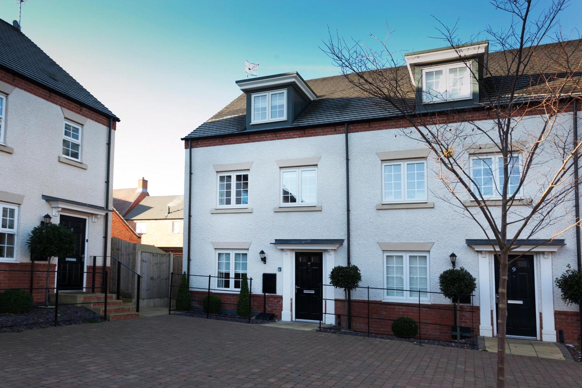 Apartment Dbs Serviced - The Townhouse
